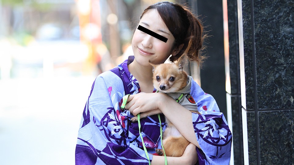 Pick up a dog-loving yukata beauty while walking the dog! Rei Sasaki